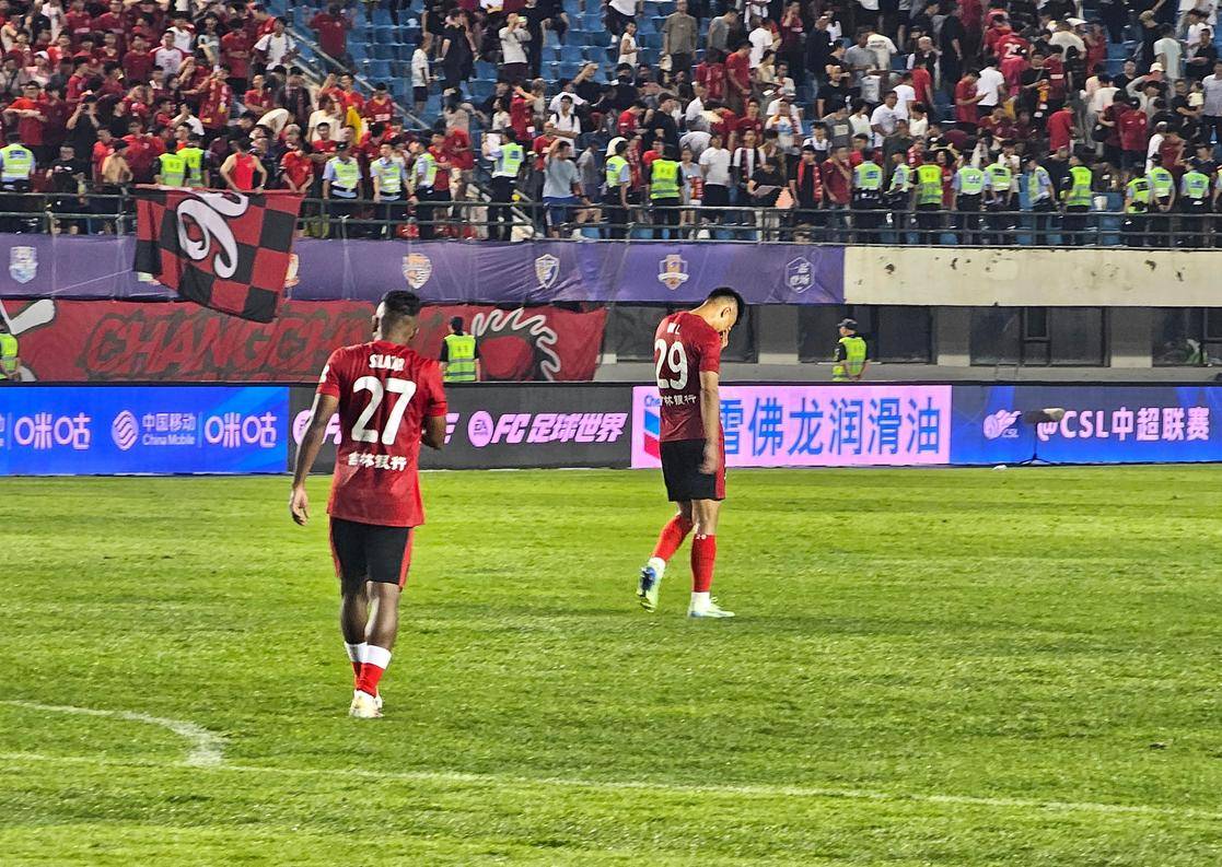 绕字母哥构 绕字母哥构