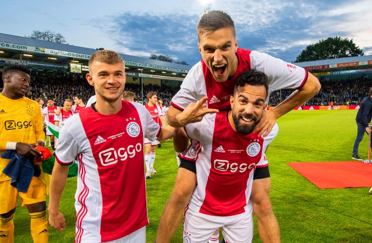 这也凸显了 这也凸显了