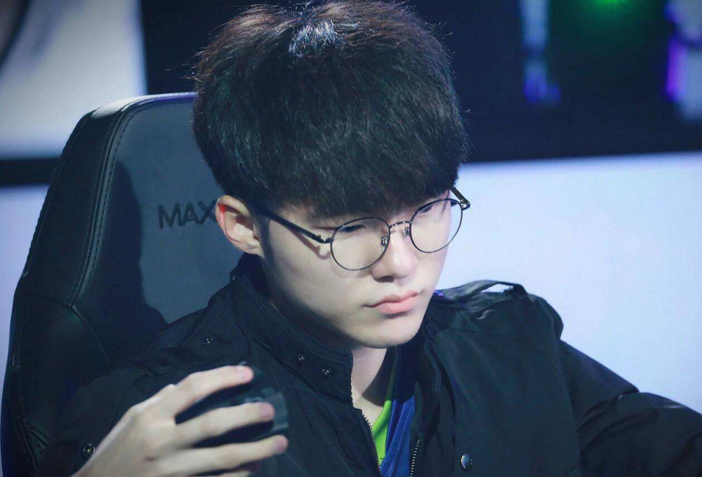 之间的关系